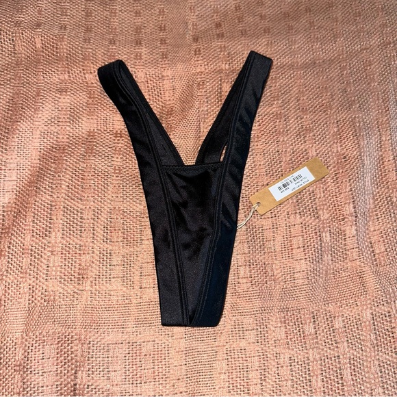 SKIMS Other - NWT Skims Satin Butterfly Thong